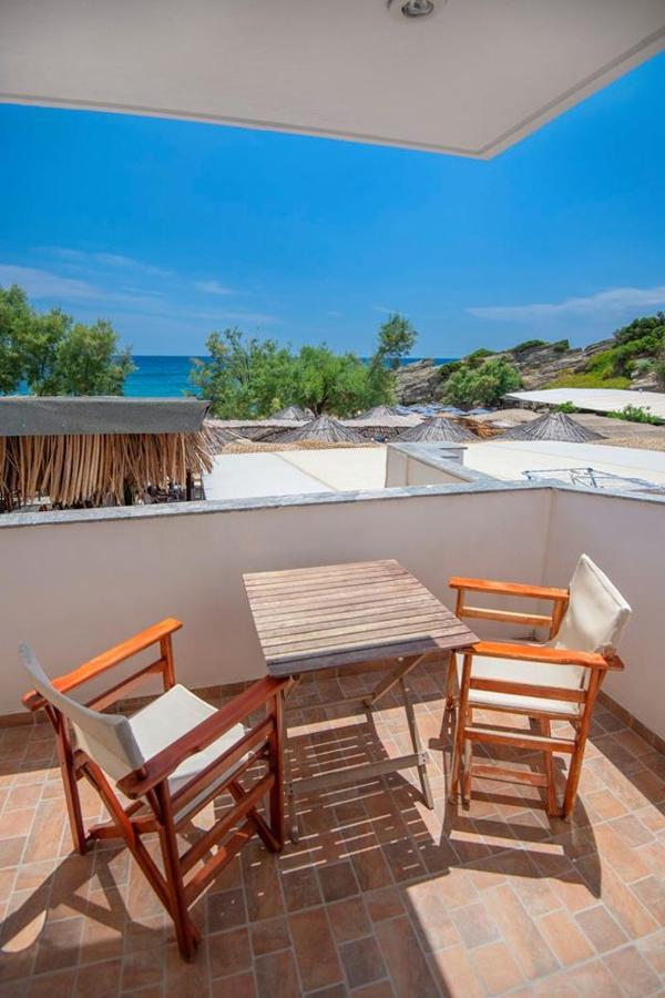 Puerto Seaside Rooms Akhladheri Exterior photo